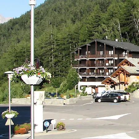 Le Grand Vallon - Le Grand Vallon - No34gv Mae-3157